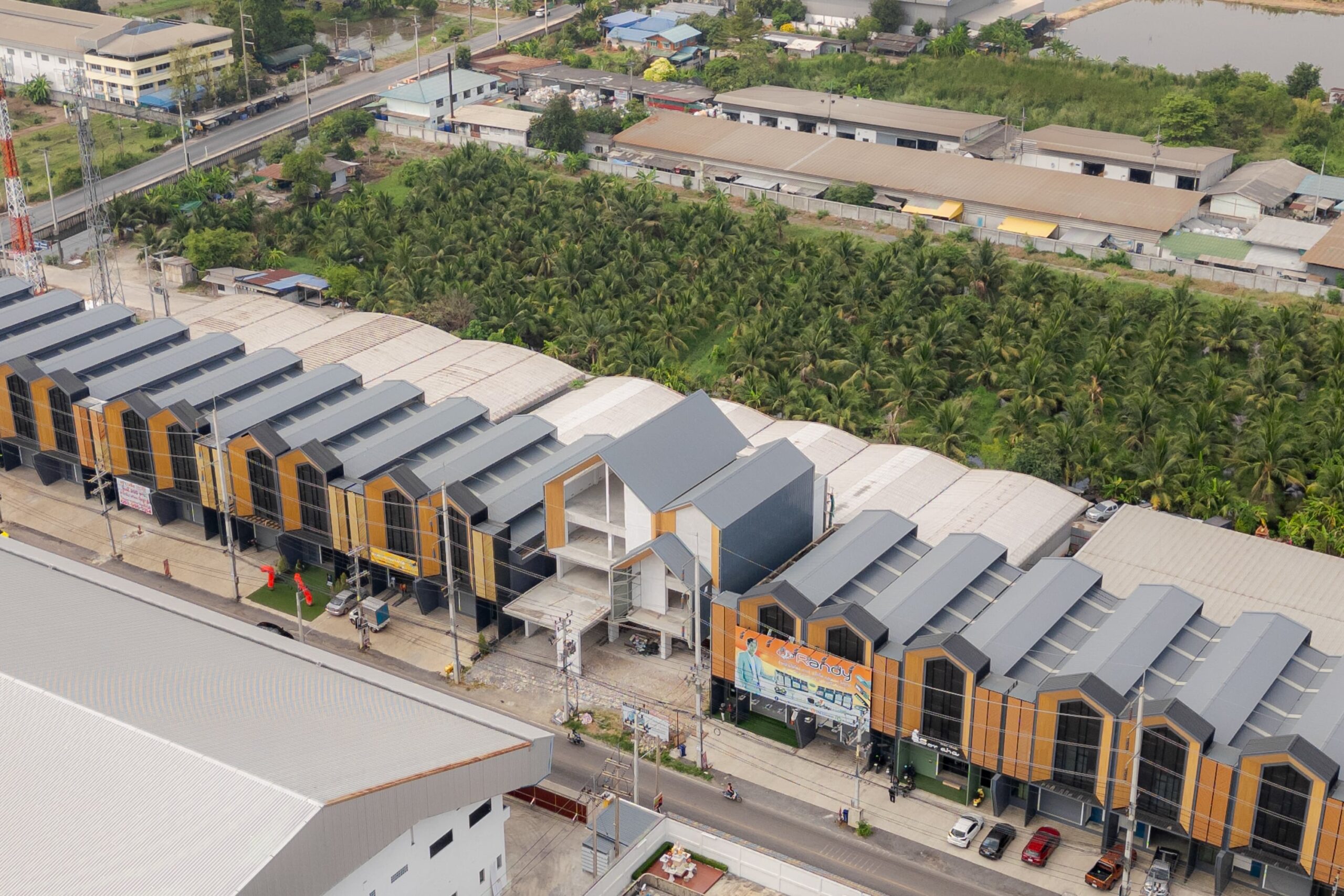 อาคารพาณิชย์ โกดัง คลังสินค้า บางน้ำจืด สมุทรสาคร แฟคทอรี่ ยาร์ด @สมุทรสาคร (Drone shot) (5)-min