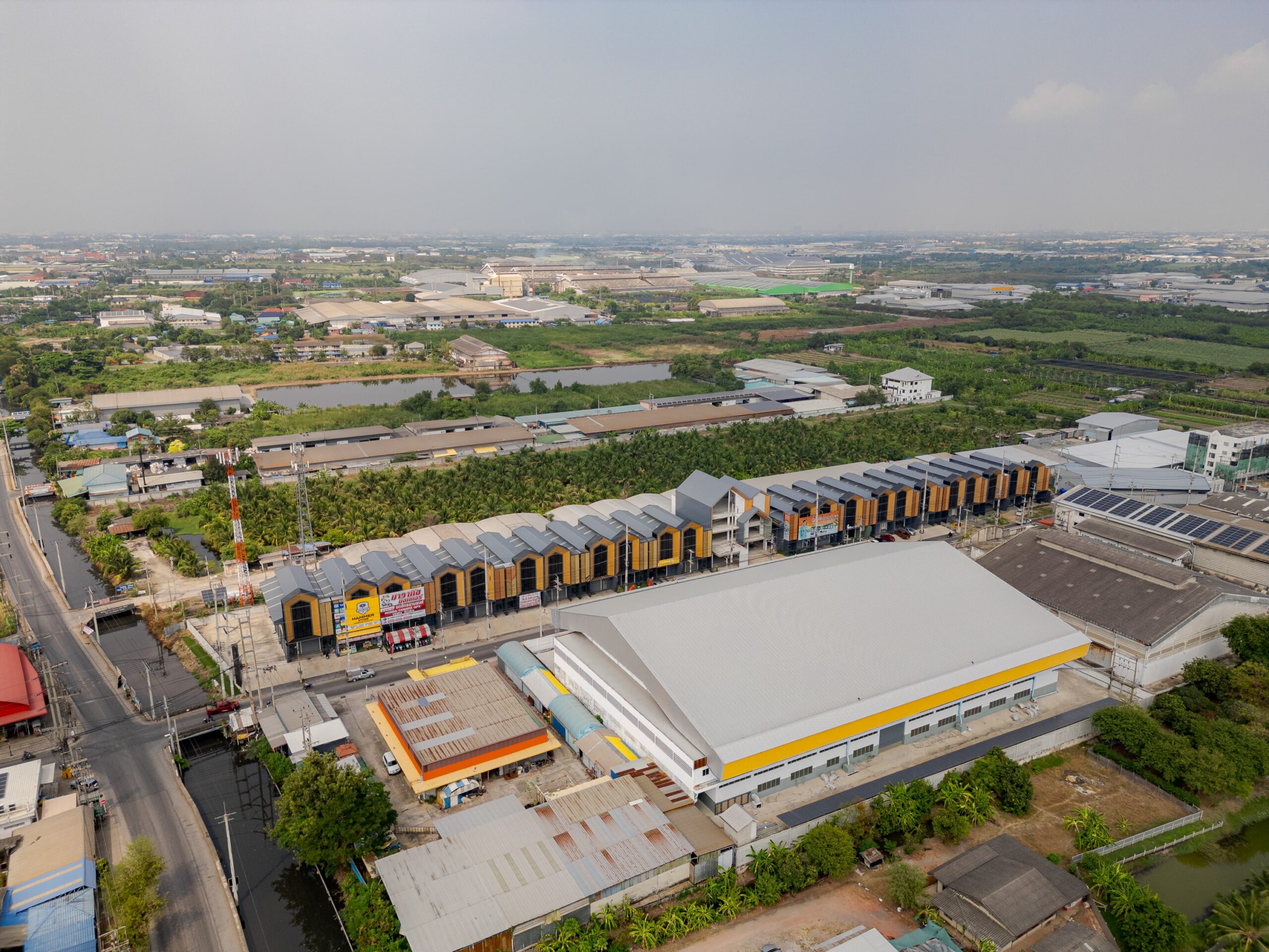 อาคารพาณิชย์ โกดัง คลังสินค้า บางน้ำจืด สมุทรสาคร แฟคทอรี่ ยาร์ด @สมุทรสาคร (Drone shot) (6)-min